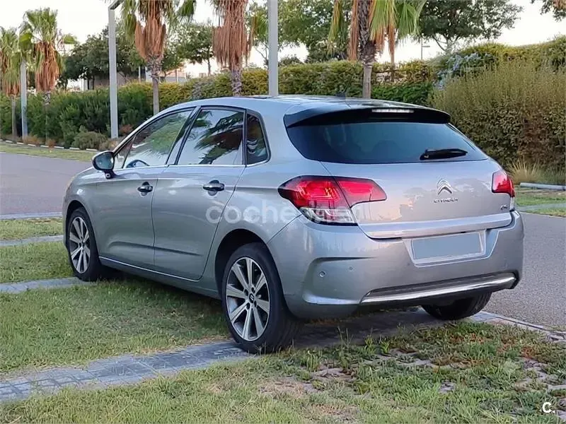 Usado Citroën C4 PureTech 130 CV (95 kW) 2017 Gris / plata Berlina
