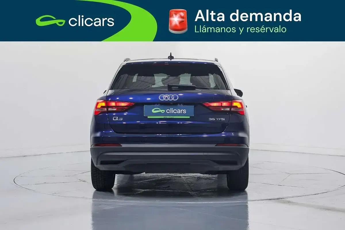 Usado Audi Q3 150 CV (110 kW) 2021 Azul SUV