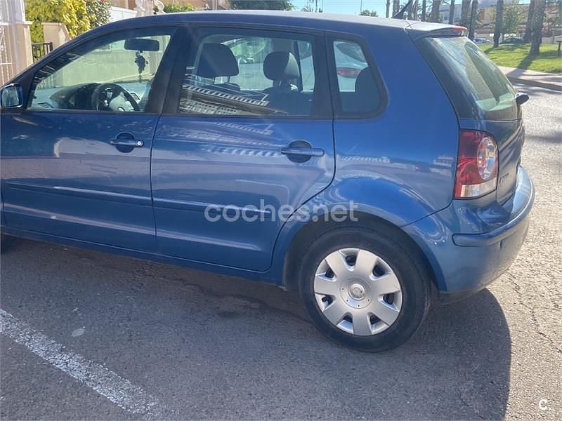 Azul Usado 2007 VW Polo Highline Berlina | 3900 € (Precio justo) - Imagen 1/4