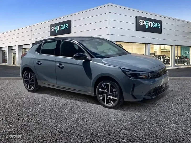 Usado Opel Corsa 100 CV (73 kW) 2026 Gris Utilitario