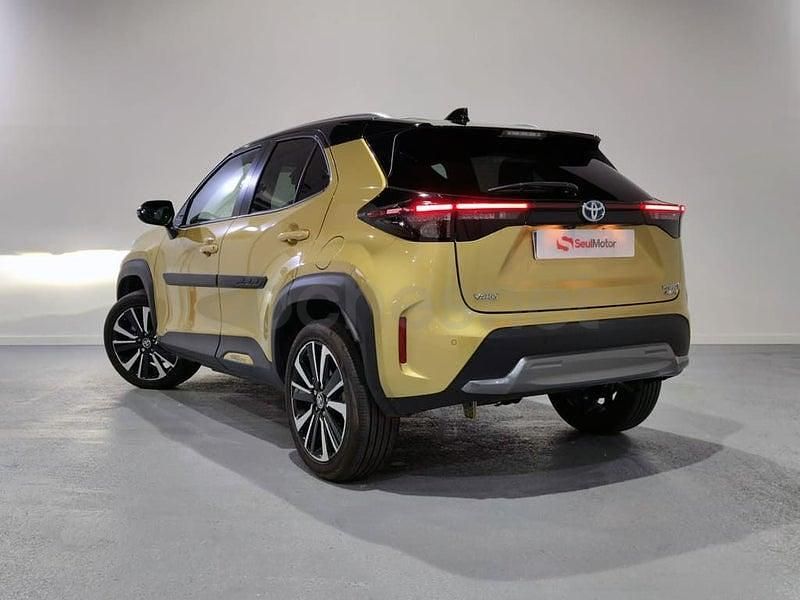 Usado Toyota Yaris Cross Edition 116 CV (85 kW) 2023 Amarillo SUV