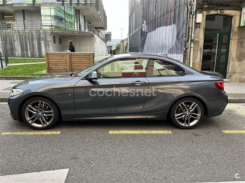 Gris / plata Usado 2016 BMW 228 Coupe | 22.000 € - Imagen 1/1