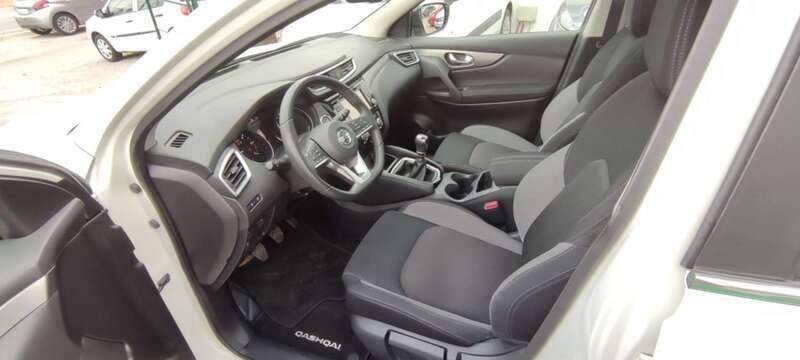 Usado Nissan Qashqai N-Connecta 116 CV (85 kW) 2018 Blanco SUV