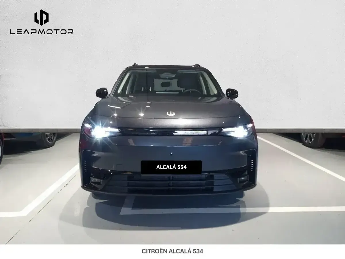 Nuevo Leapmotor C10 215 CV (158 kW) 2026 Gris SUV