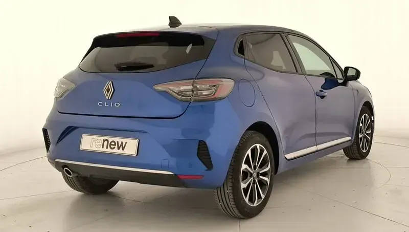 Usado Renault Clio V Techno 100 CV (73 kW) 2025 Azul Berlina