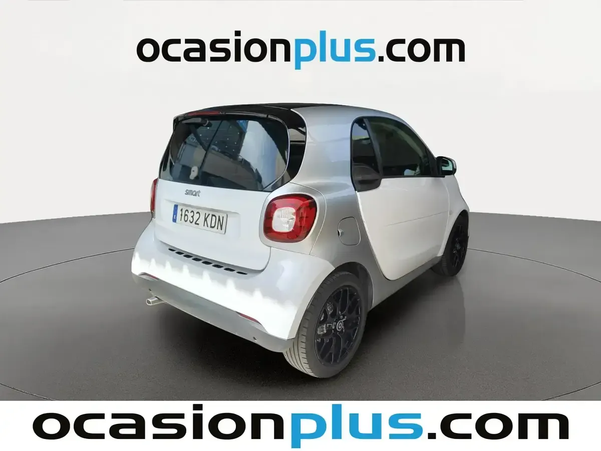 Usado Smart ForTwo Coupé Proxy 90 CV (66 kW) 2017 Blanco Coupe