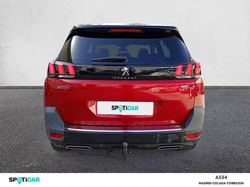 Usado Peugeot 5008 GT 180 CV (132 kW) 2021 Rojo SUV