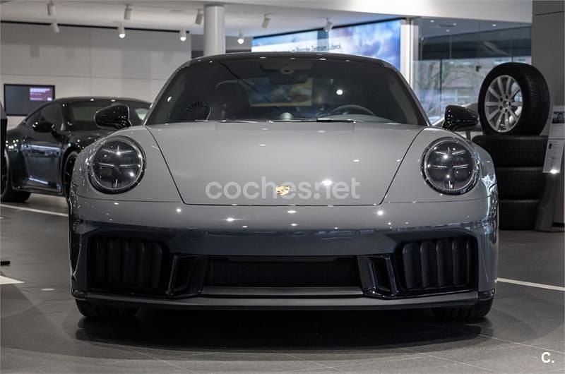 Nuevo Porsche 911 Carrera GTS 480 CV (353 kW) 2025 Gris / plata Coupe