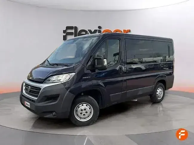 Usado Fiat Ducato 150 CV (110 kW) 2018 Azul Van