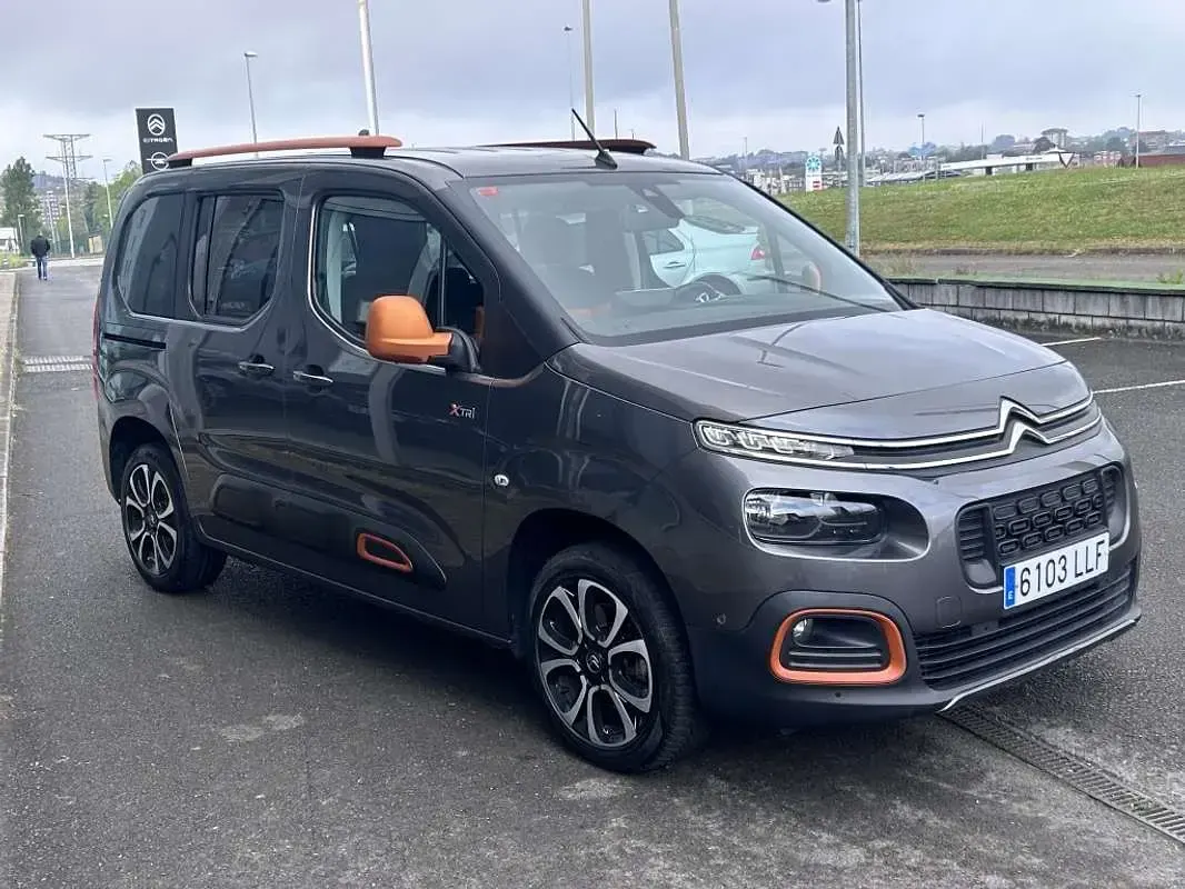 Usado Citroën e-Berlingo Shine 131 CV (96 kW) 2020 Gris Monovolumen