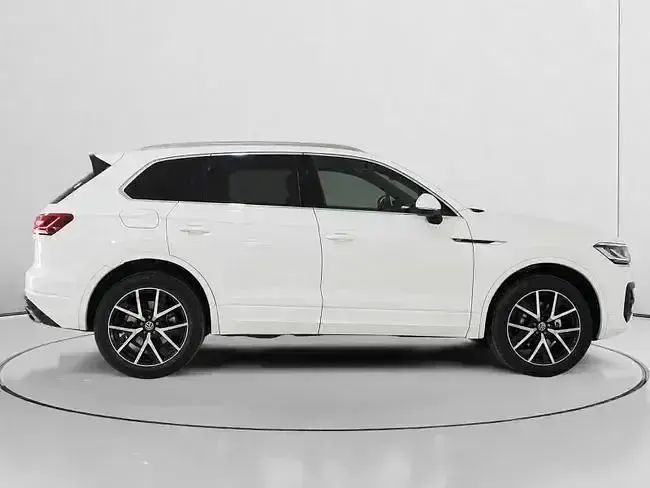 Usado VW Touareg Elegance 286 CV (210 kW) 2022 Blanco SUV