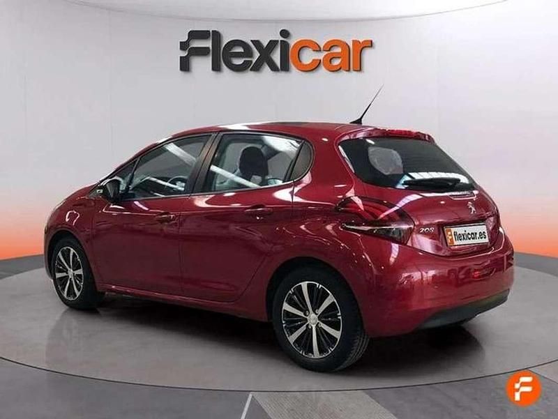 Usado Peugeot 208 Active 82 CV (60 kW) 2017 Burdeos Utilitario