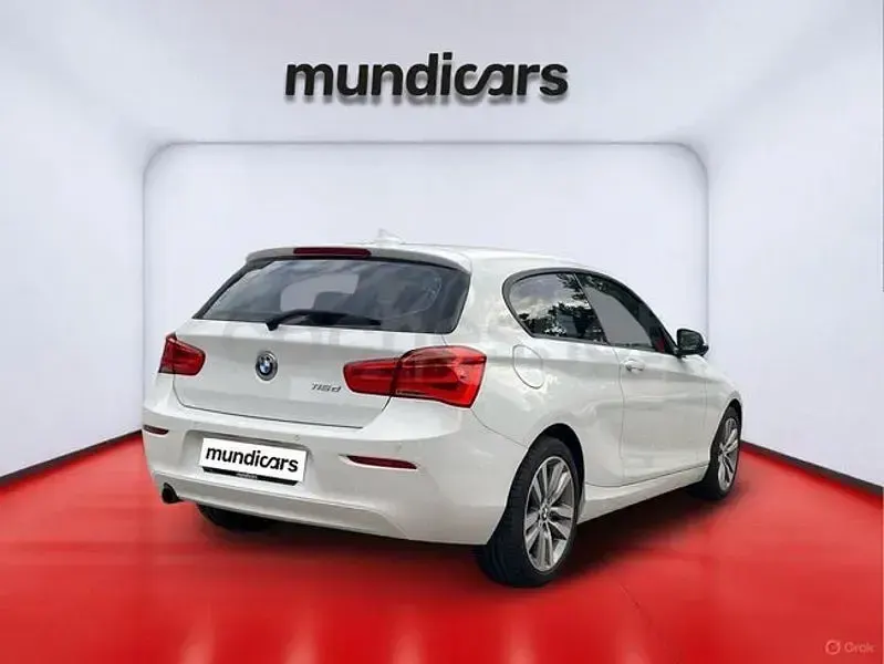 Usado BMW 116 Advantage 116 CV (85 kW) 2015 Blanco Utilitario