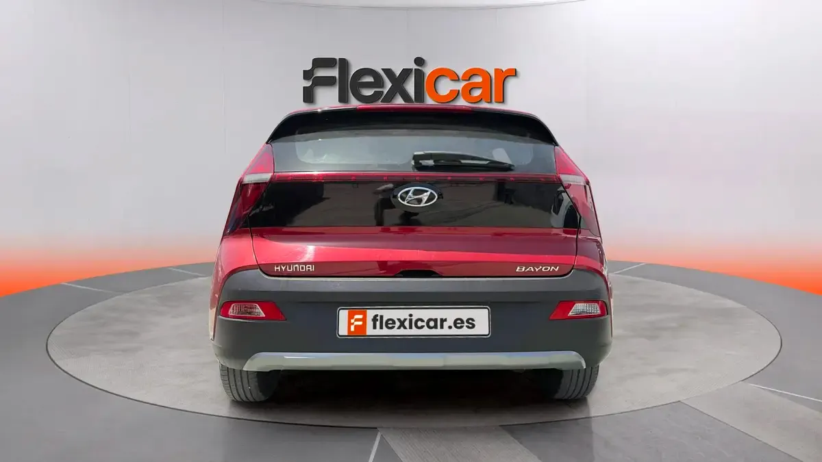 Usado Hyundai Bayon 84 CV (61 kW) 2023 Rojo SUV