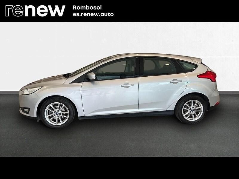 Usado Ford Focus Trend+ 101 CV (74 kW) 2017 Gris Berlina