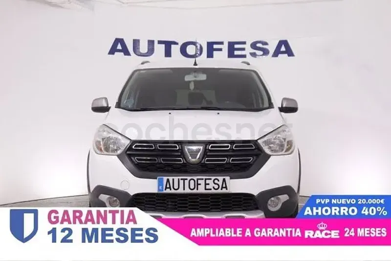 Usado Dacia Lodgy Comfort 130 CV (95 kW) 2020 Blanco Monovolumen