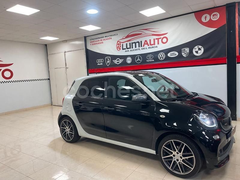 Usado Smart ForFour Proxy 90 CV (66 kW) 2017 Negro Utilitario