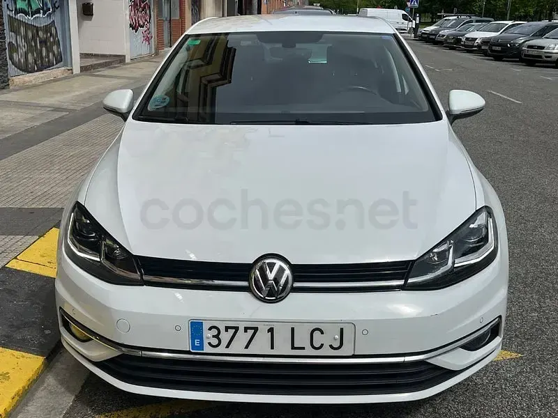 Usado VW Golf VII Advance 115 CV (84 kW) 2019 Blanco Berlina