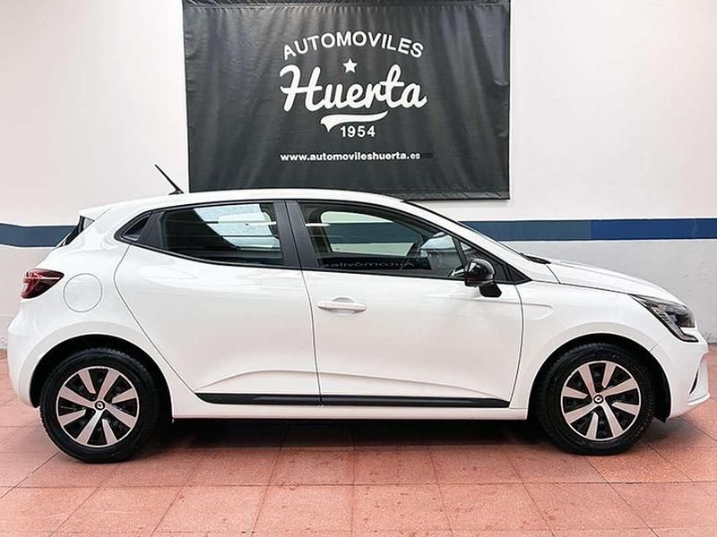 Begagnad Renault Clio V Equilibre 91 HK (66 kW) 2023 Vit Halvkombi