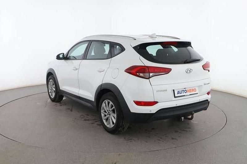 Usado Hyundai Tucson 116 CV (85 kW) 2018 Blanco SUV