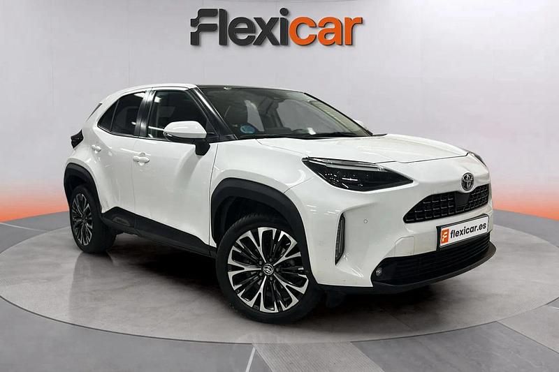 Blanco Usado 2021 Toyota Yaris Hybrid Business Edition | 19.890 € (Un poco caro) - Imagen 1/4