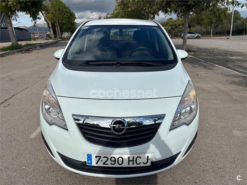 Usado Opel Meriva Selective 100 CV (73 kW) 2011 Blanco Monovolumen