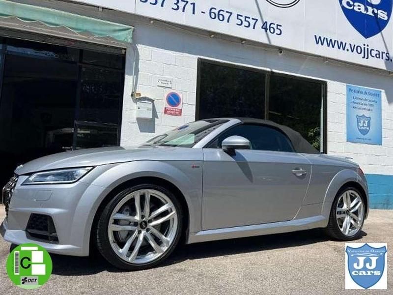 Usado Audi TT 245 CV (180 kW) 2019 Gris Descapotable