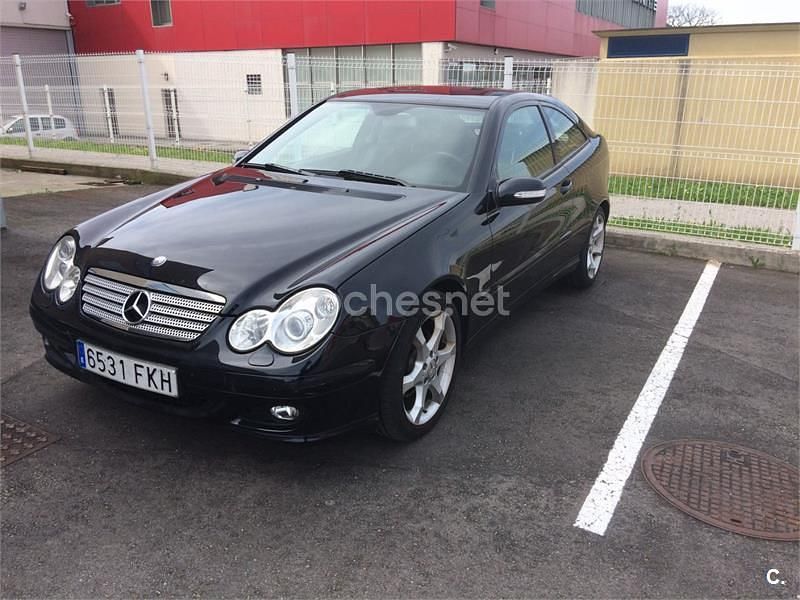 Usado Mercedes C200 Sport Edition 122 CV (89 kW) 2007 Negro Berlina
