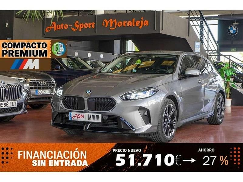 Gris Usado 2024 BMW 120 Sport Line Utilitario | 34.900 € (Caro) - Imagen 1/4