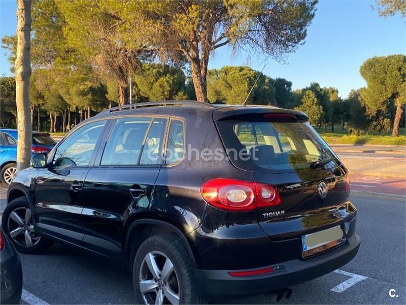 Usado VW Tiguan Advance 140 CV (102 kW) 2011 Negro SUV