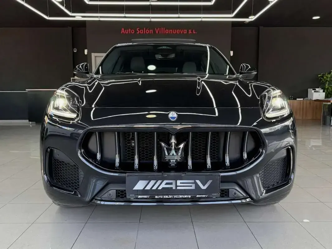 Usado Maserati Grecale GT 300 CV (220 kW) 2023 Negro SUV