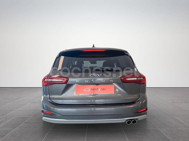 Usado Ford Focus Active 155 CV (114 kW) 2024 Gris / plata Familiar