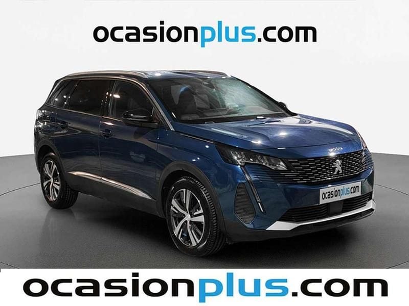 Usado Peugeot 5008 Allure 131 CV (96 kW) 2024 Azul SUV