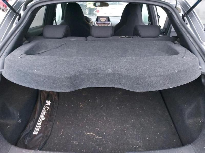 Usado Nissan Juke N-Connecta 114 CV (83 kW) 2022 Gris SUV