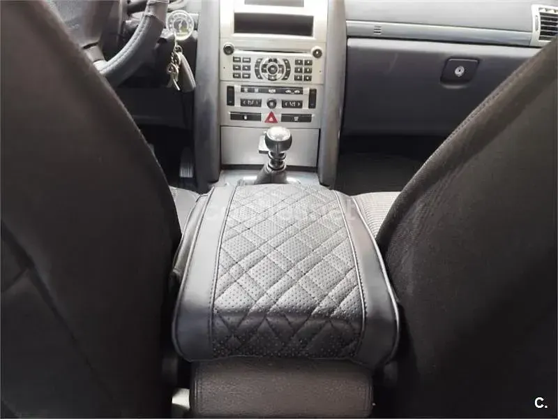 Usado Peugeot 407 Sport 136 CV (100 kW) 2007 Negro Berlina