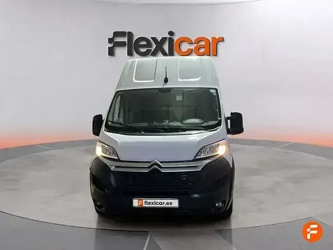 Usado Citroën Jumper 140 CV (102 kW) 2021 Blanco Monovolumen