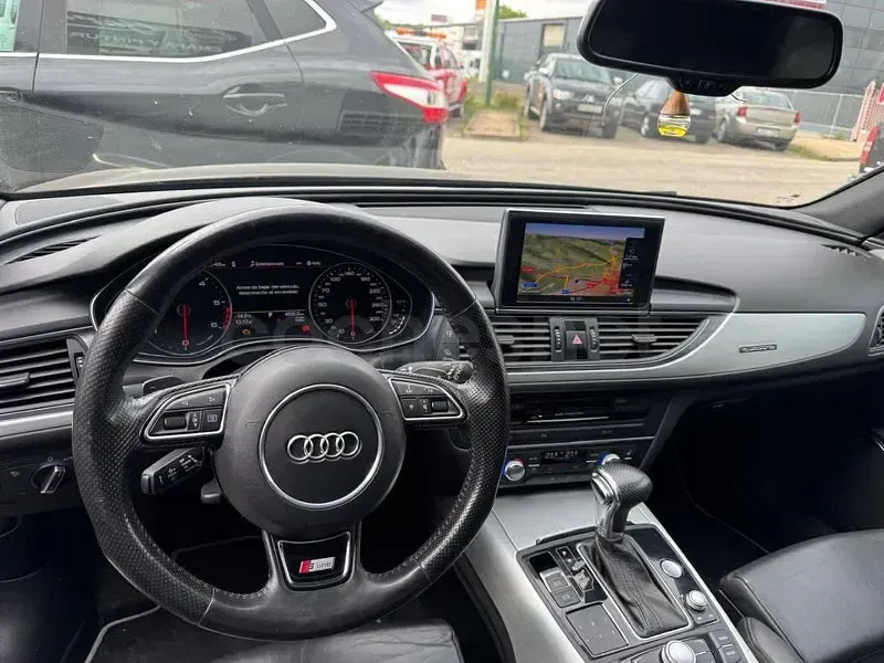 Usado Audi A6 S-Line 313 CV (230 kW) 2012 Negro Familiar