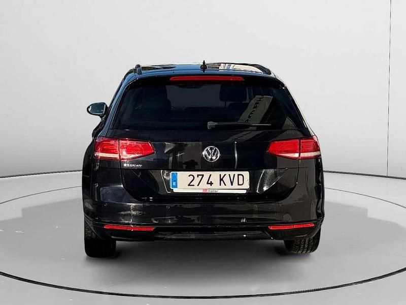 Usado VW Passat Advance 151 CV (111 kW) 2019 Negro Familiar