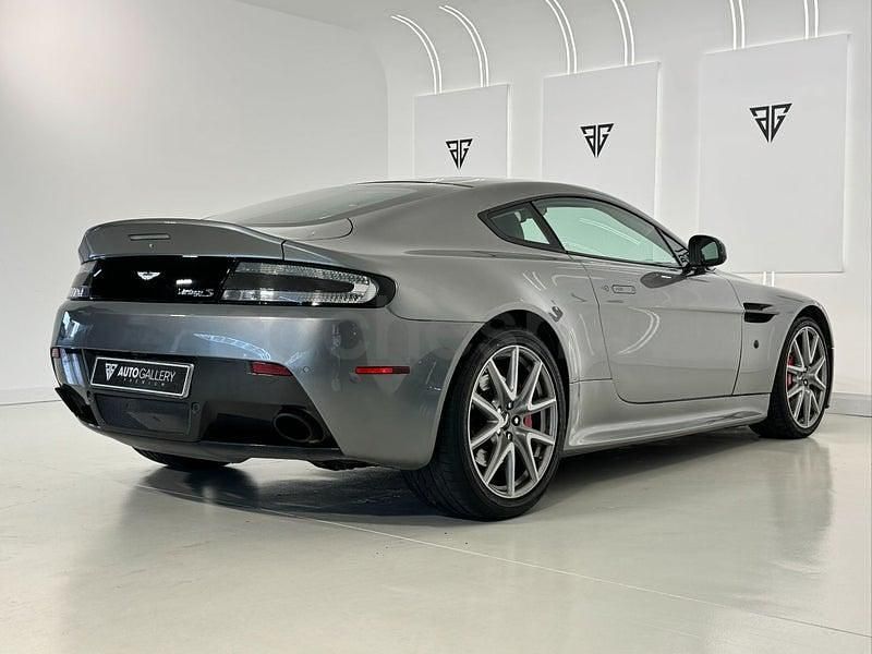 Usado Aston Martin V8 Vantage 436 CV (320 kW) 2013 Gris / plata Coupe