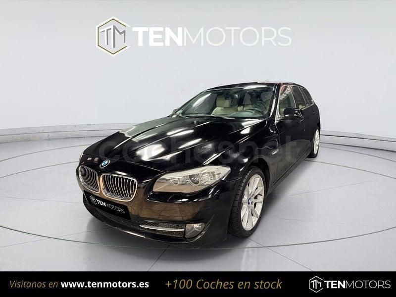 Usado BMW 520 Comfort Edition 184 CV (135 kW) 2012 Negro Familiar