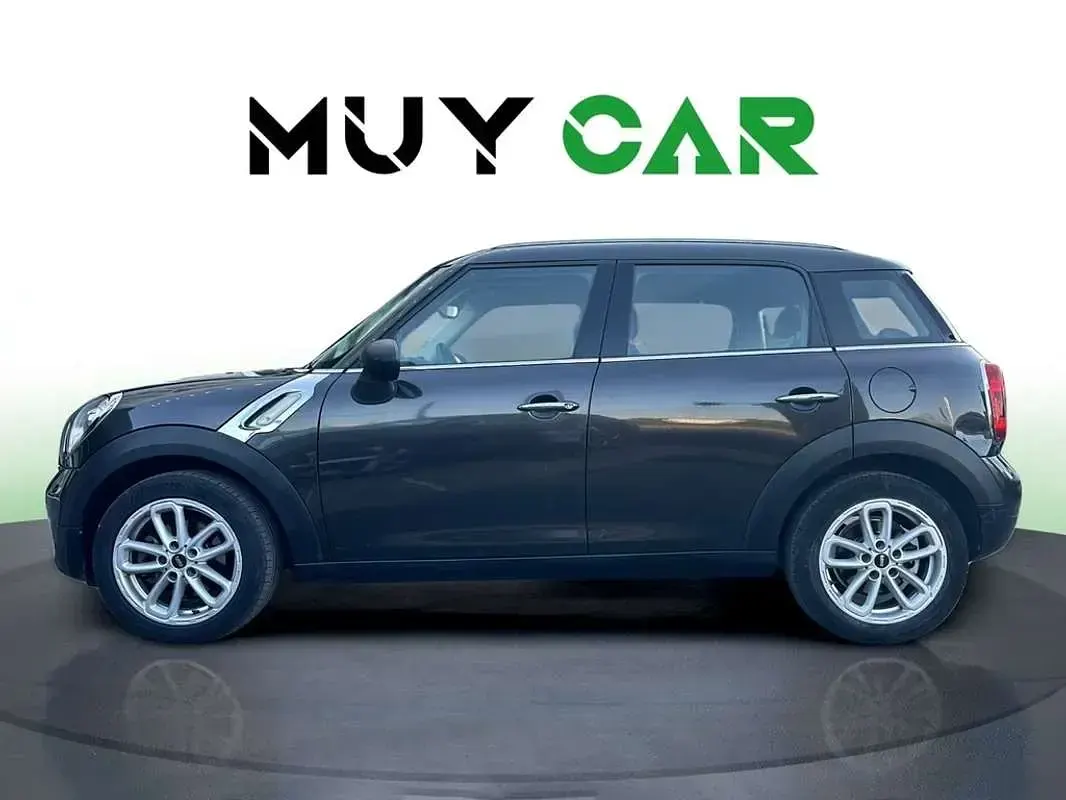 Usado Mini One D Countryman 90 CV (66 kW) 2017 Gris SUV