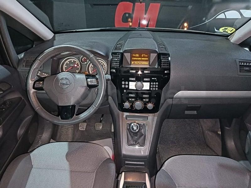 Usado Opel Zafira 110 CV (80 kW) 2010 Beige Monovolumen