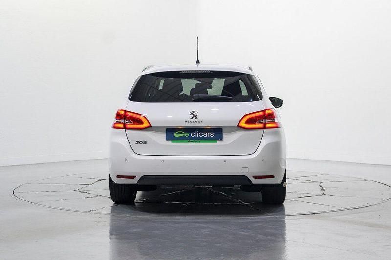 Usado Peugeot 308 SW Allure 130 CV (95 kW) 2019 Blanco Familiar