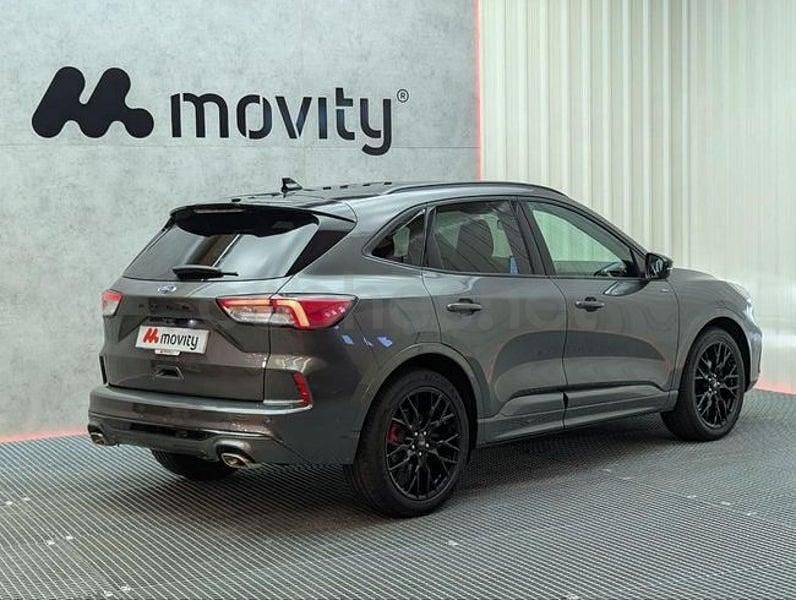 Usado Ford Kuga ST-Line X 150 CV (110 kW) 2023 Gris / plata SUV