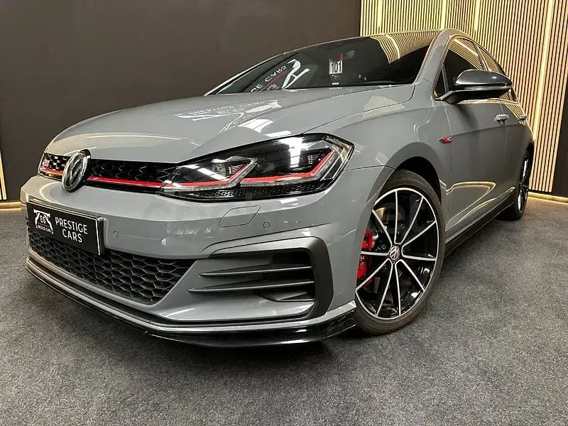 Usado VW Golf VII GTI 290 CV (213 kW) 2020 Gris / plata Berlina