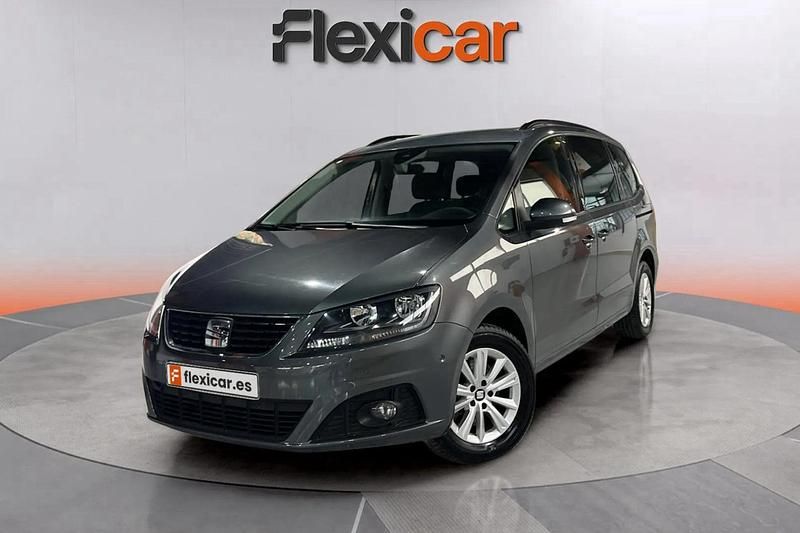 Usado Seat Alhambra Style 150 CV (110 kW) 2022 Gris Monovolumen