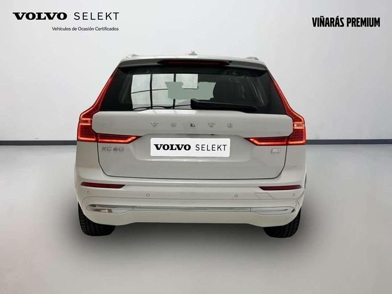 Usado Volvo XC60 Plus 2024 Blanco SUV