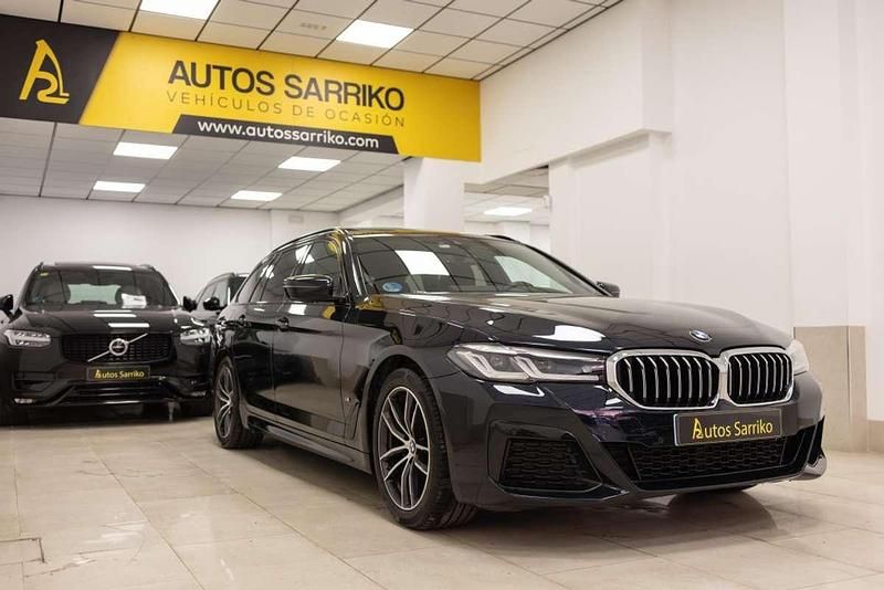 Usado BMW 520 M Sport 190 CV (139 kW) 2022 Azul Familiar