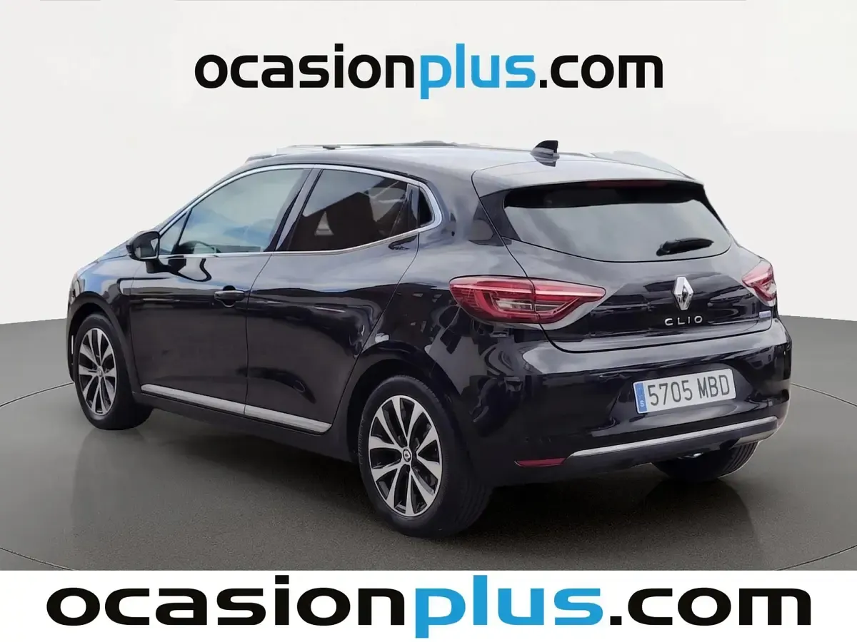 Usado Renault Clio Techno 140 CV (102 kW) 2022 Negro Utilitario