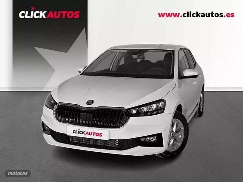 Blanco Usado 2025 Skoda Fabia Selection Utilitario | 18.450 € (Precio justo) - Imagen 1/4